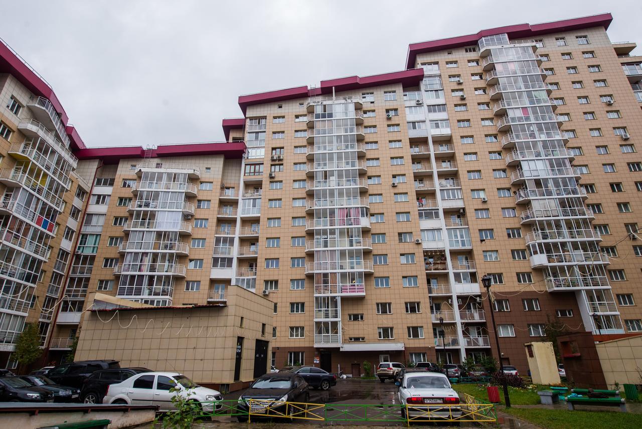 Apartment On Aviatorov 23 Krasnoyarsk Exterior photo